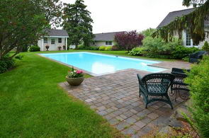 Inground Pool - Country homes for sale and luxury real estate including horse farms and property in the Caledon and King City areas near Toronto